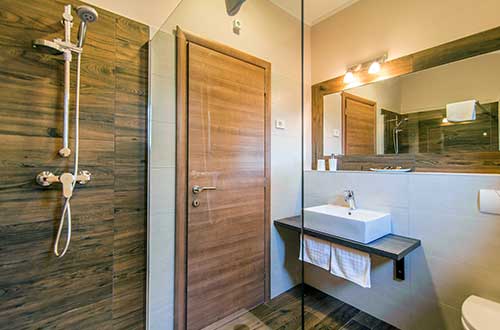 bathroom, large mirror, luxury Mediterranean holiday resort Fažana, Istria